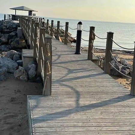 Laura With A View Of The Sea Near The In Northern Cyprus 아파트