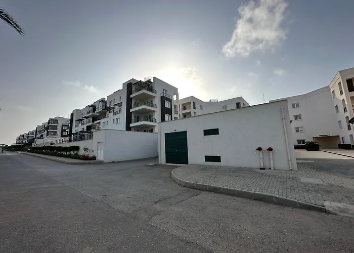 Laura With A View Of The Sea Near The In Northern Cyprus Apartman