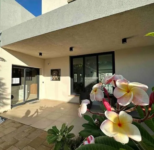 Laura With A View Of The Sea Near The In Northern Cyprus Apartman