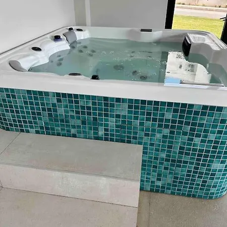 Laura With A View Of The Sea Near The In Northern Cyprus アパート Vokolidha