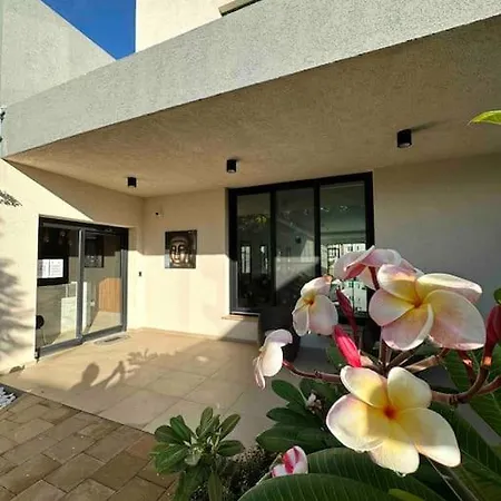 Laura With A View Of The Sea Near The In Northern Cyprus דירה